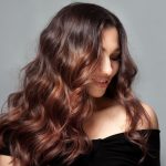 womens long brown wavy hair