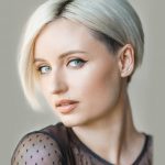 womens-short-cute-blonde-bob-cut-