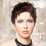 womens-short-razor-pixie-cut