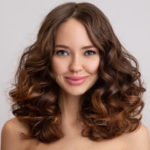 women's-shoulder-length-casual-wavy-hair-volumn