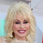 dolly-parton-blonde-shoulder-length-shaggy-hairdo
