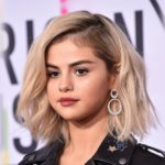 salena-gomez-short-platinum-blonde-wavy-hairstyle