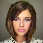 women's-short-graduated-bob-hair-with-side-bangs