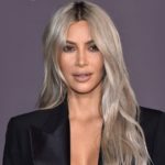 kim-kardashian-long-blonde-hair