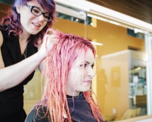 Hair colorist
